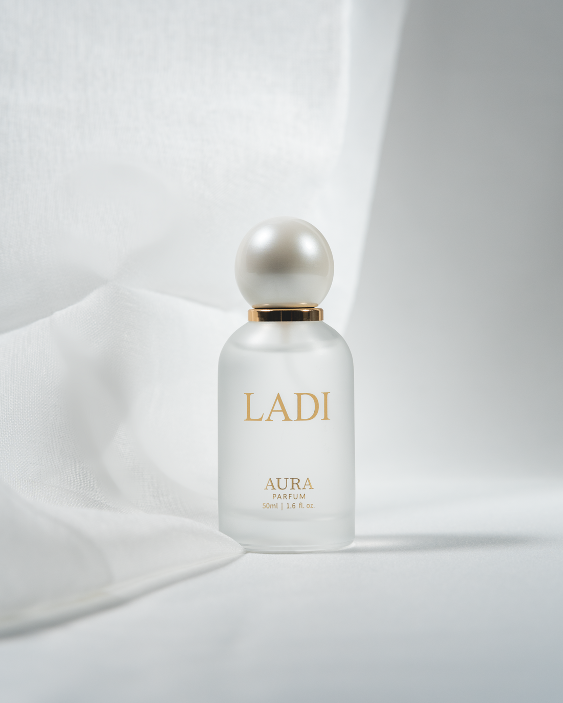 LADI Aura perfume bottle